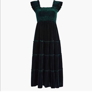 NWOT Hill House Home The Ellie Nap Dress - Emerald Velvet